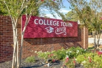College Town on the River
